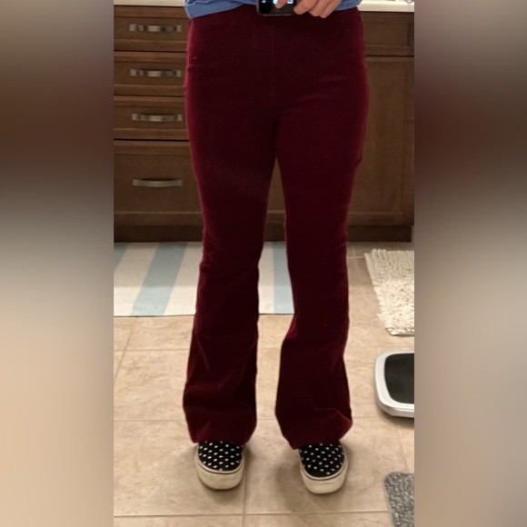 Burgundy soft corduroy stretch with flare - Picture 6 of 6